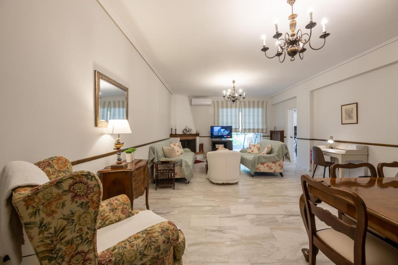 3Bed Flat With Private Parking In Superb Location Appartamento Atene Esterno foto